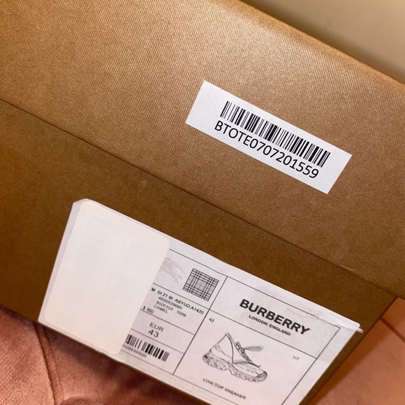 Burberry Men’s low-top sneakers Arthur (cheetah) - Picture 9 of 14